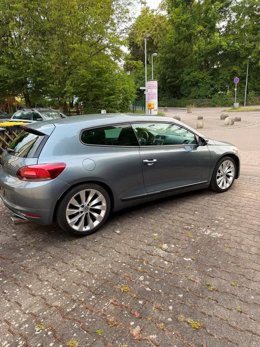 Gebraucht VW Scirocco 160 PS (117 kW) 2009 Grau Coupé
