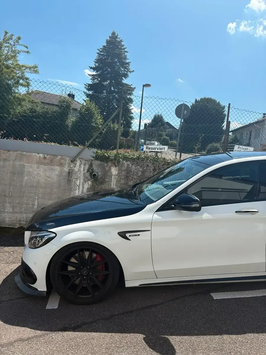 Gebraucht Mercedes C450 AMG AMG 367 PS (269 kW) 2016 Weiß Limousine