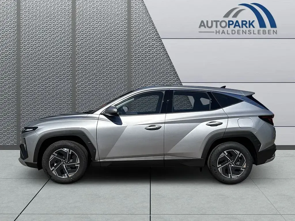 Neu Hyundai Tucson N Line 150 PS (110 kW) 2026 Silber SUV