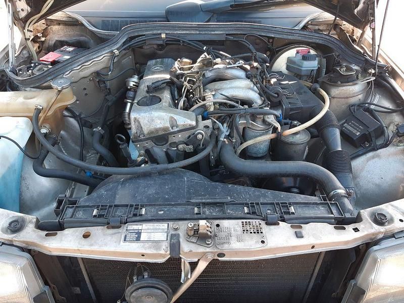 Gebraucht Mercedes 190 75 PS (55 kW) 1992 Beige Limousine