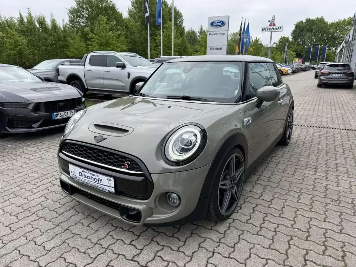Gebraucht Mini Cooper S 192 PS (141 kW) 2021 Emerald grey metallic Kleinwagen