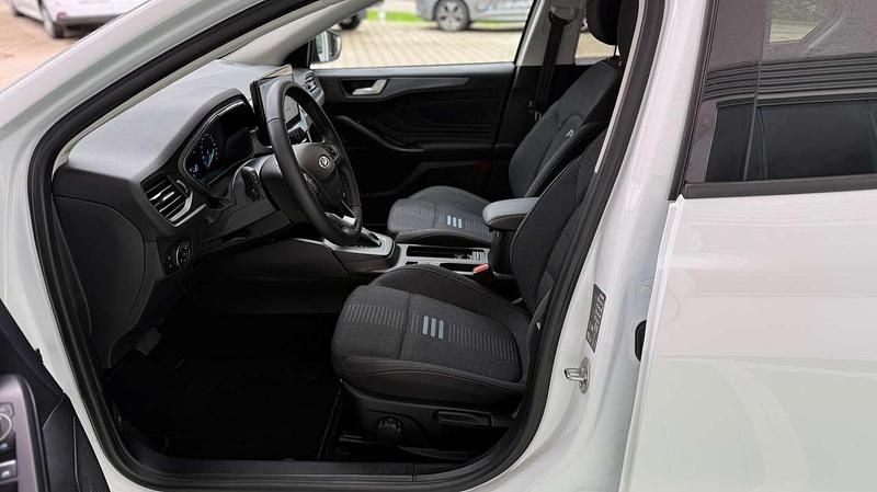 Gebraucht Ford Focus Active 155 PS (114 kW) 2024 Weiß Limousine