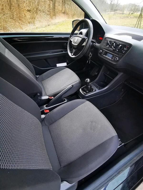 Gebraucht Seat Mii 60 PS (44 kW) 2013 Schwarz Kleinwagen