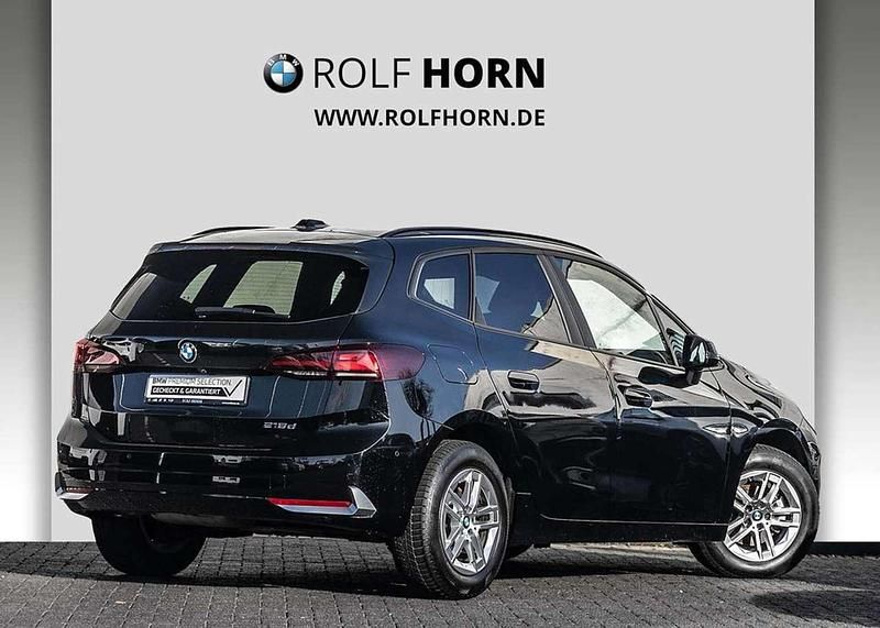 Gebraucht BMW 218 Active Tourer 150 PS (110 kW) 2023 Schwarz uni Van / Kleinbus