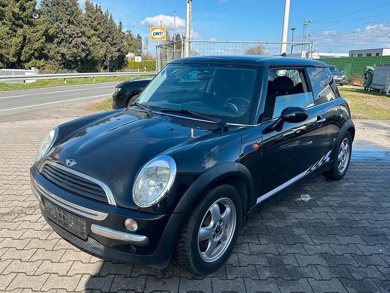 Gebraucht Mini ONE 90 PS (66 kW) 2003 Schwarz Kleinwagen