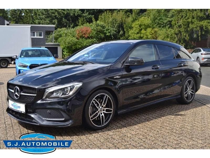 Kosmosschwarz Gebraucht 2019 Mercedes 250 AMG line Kombi | 23.980 € (Superpreis) - Bild 1/4