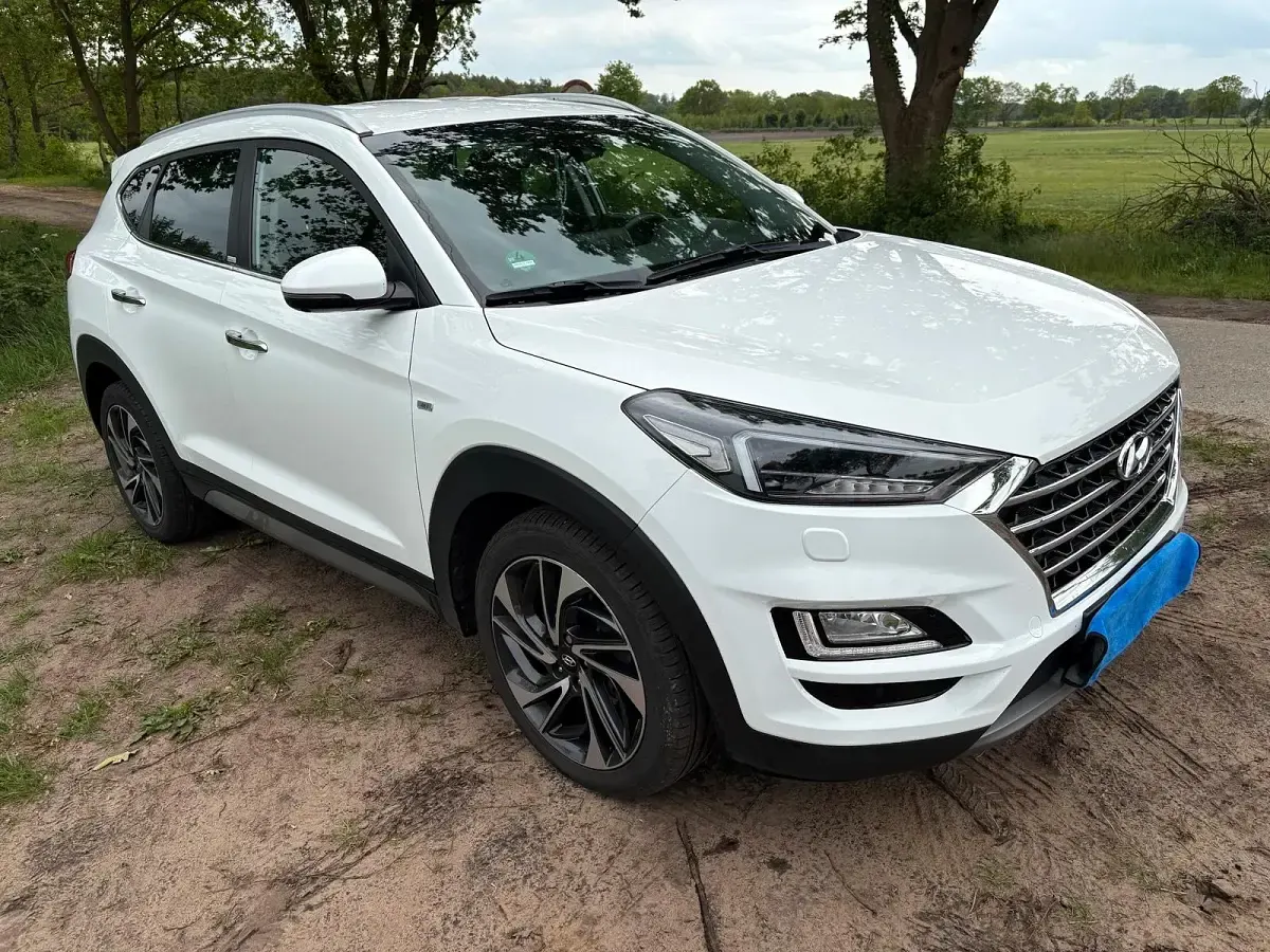 Gebraucht Hyundai Tucson 136 PS (100 kW) 2020 Weiß SUV