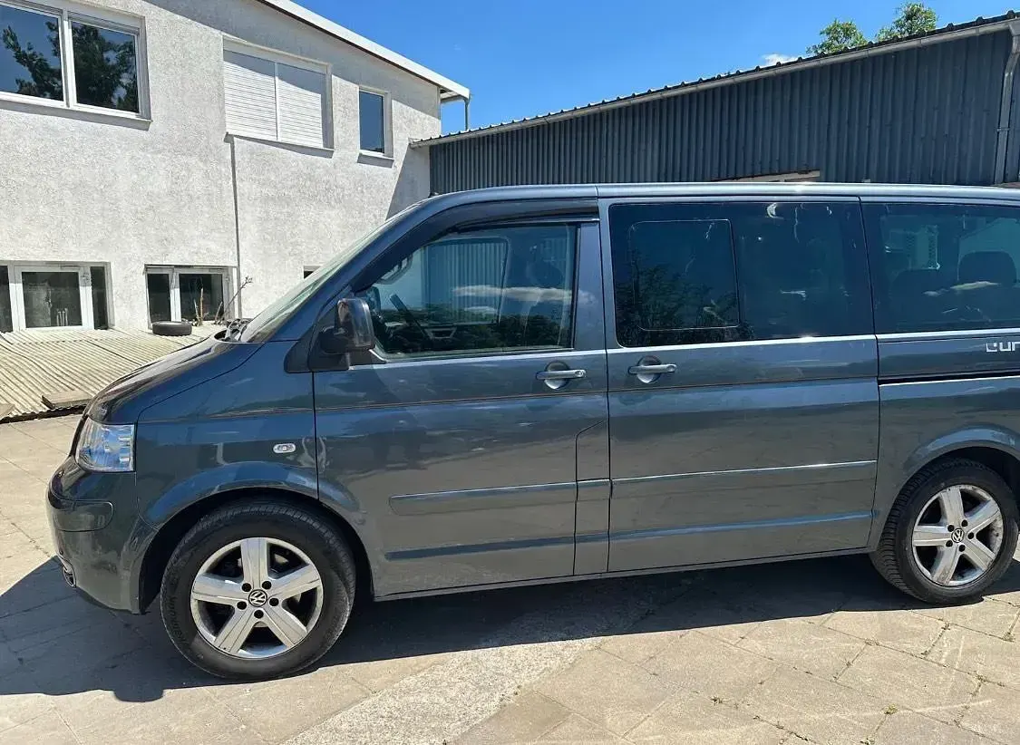 Gebraucht VW T5 174 PS (127 kW) 2009 Grau Van