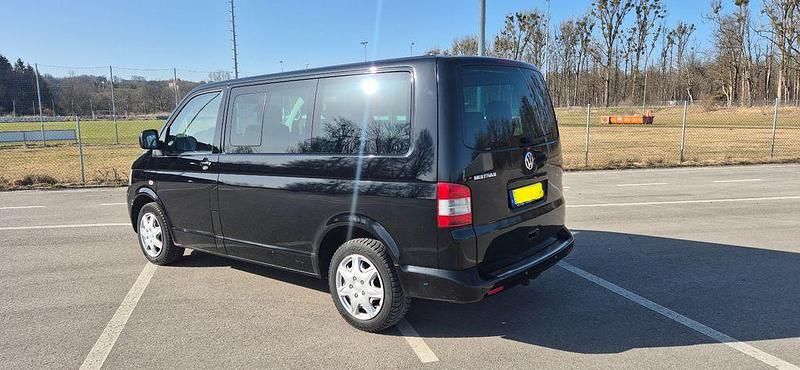 Gebraucht VW T5 Startline 131 PS (96 kW) 2008 Schwarz Van