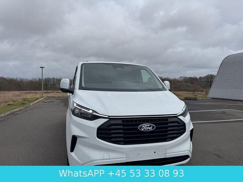 Gebraucht Ford Transit Custom Limited 170 PS (125 kW) 2024 Weiß Van / Kleinbus