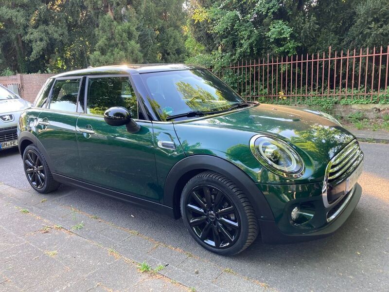 Grün Gebraucht 2018 Mini Cooper Kleinwagen | 16.900 € (Fairer Preis) - Bild 1/4