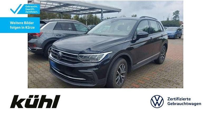 Deep black perleffekt Gebraucht 2022 VW Tiguan Life SUV | 29.280 € (Fairer Preis) - Bild 1/2