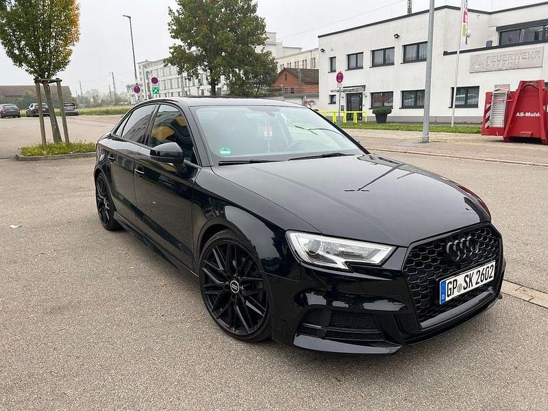 Schwarz Gebraucht 2019 Audi A3 S-Line Limousine | 19.000 € (Fairer Preis) - Bild 1/4