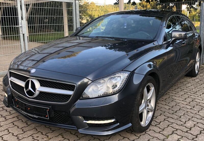 Grau Gebraucht 2013 Mercedes CLS250 Shooting Brake AMG line Kombi | 17.400 € (Fairer Preis) - Bild 1/4