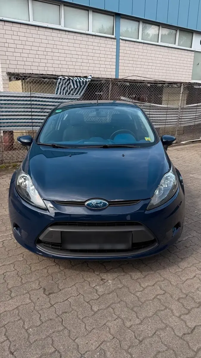 Gebraucht Ford Fiesta 82 PS (60 kW) 2009 Blau Kleinwagen