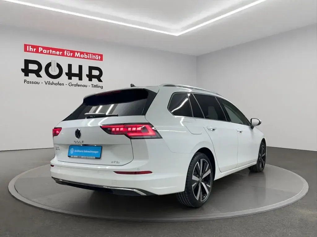 Second-hand VW Golf VIII Style 150 CP (110 kW) 2025 Alb Break