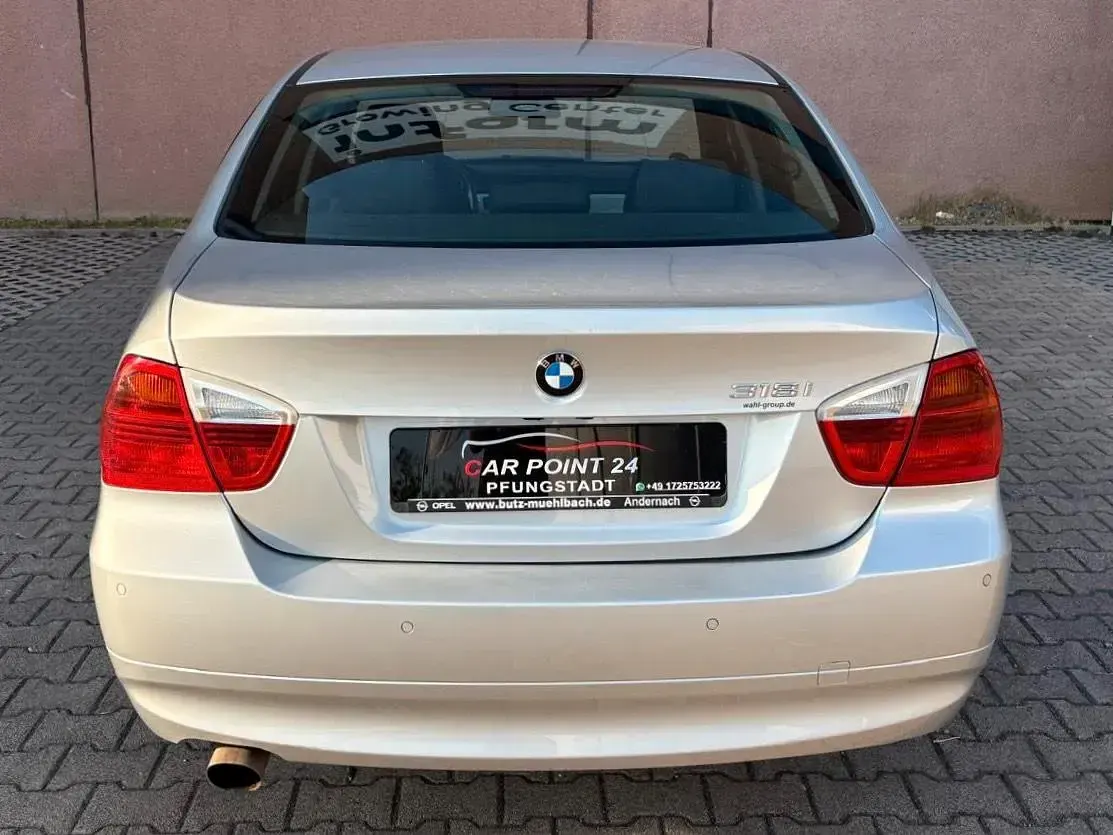 Gebraucht BMW 318 129 PS (94 kW) 2006 Silber Limousine