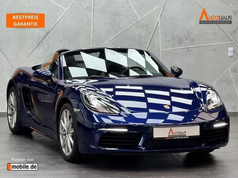 Gebraucht Porsche 718 Boxster Chrono 299 PS (219 kW) 2023 Enzianblaumetallic Cabrio