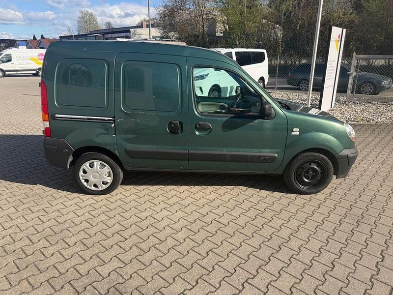 Usado Renault Kangoo 95 HP (69 kW) 2005 Verde Monovolume