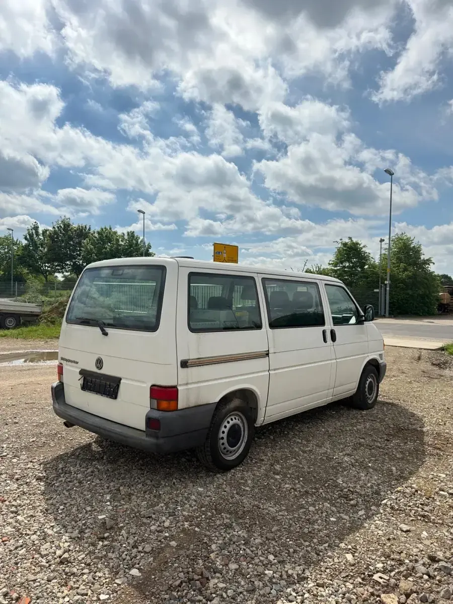 Gebraucht VW Transporter 84 PS (61 kW) 2001 Weiß Van