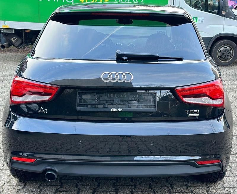 Gebraucht Audi A1 Ambiente 82 PS (60 kW) 2017 Schwarz Kleinwagen