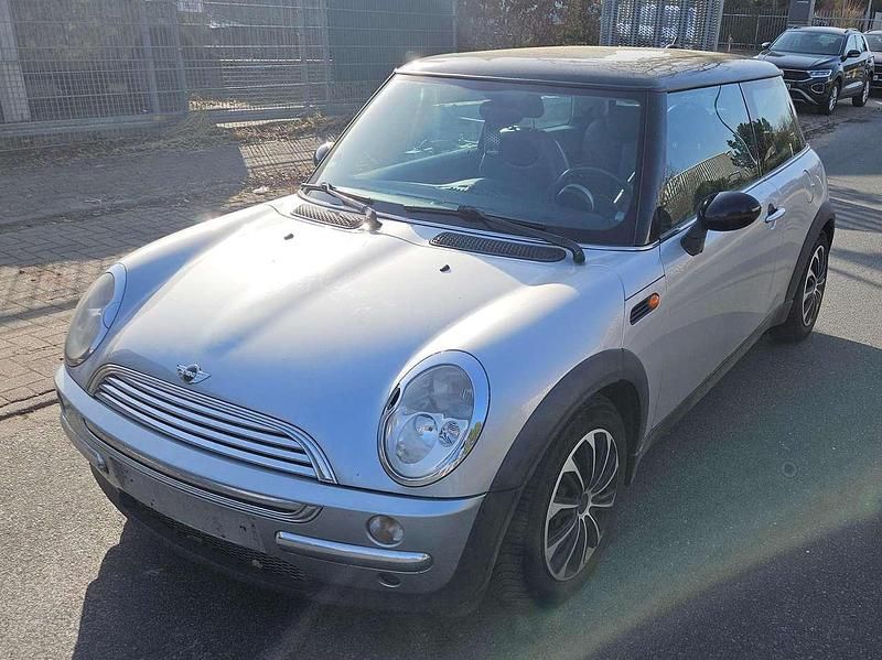 Second-hand Mini Cooper 116 CP (85 kW) 2002 Argintiu Hatchback