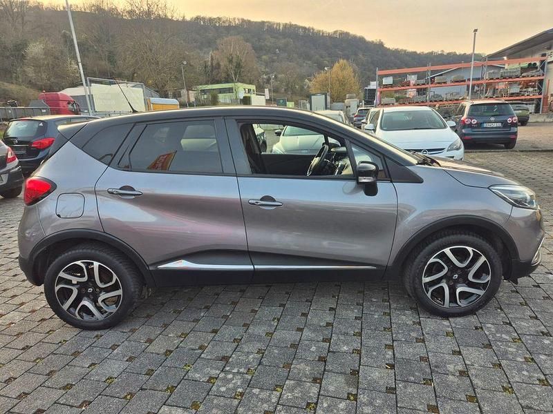 Gebraucht Renault Captur Luxe 90 PS (66 kW) 2015 Schwarz SUV