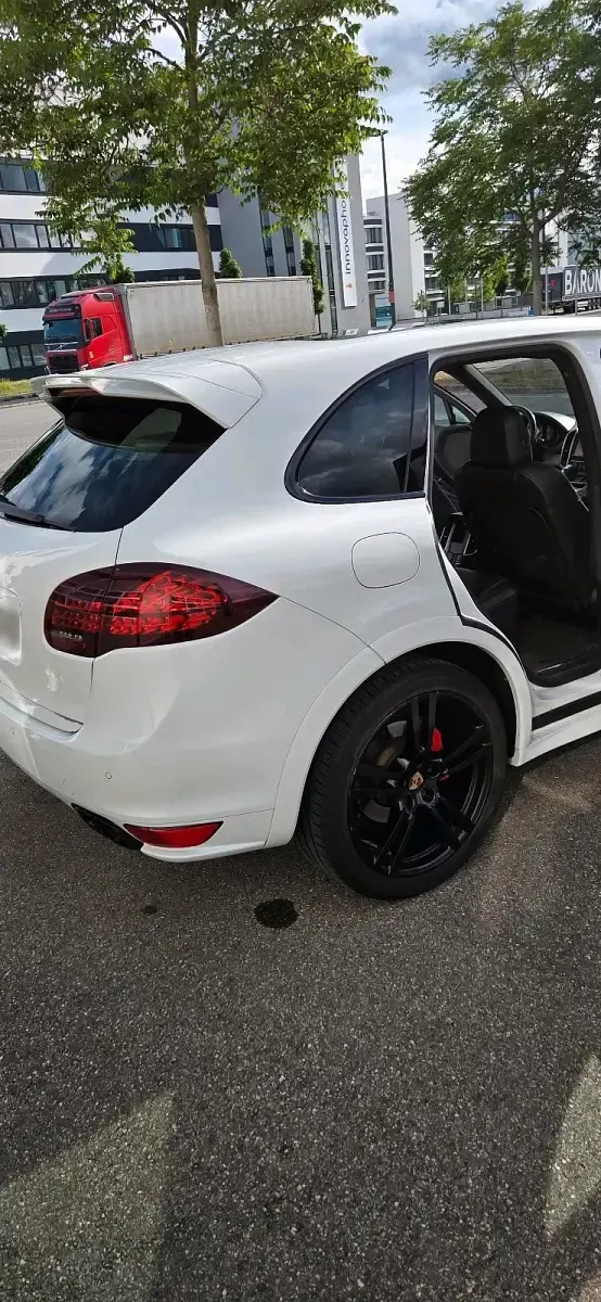 Gebraucht Porsche Cayenne 380 PS (279 kW) 2013 Weiß SUV