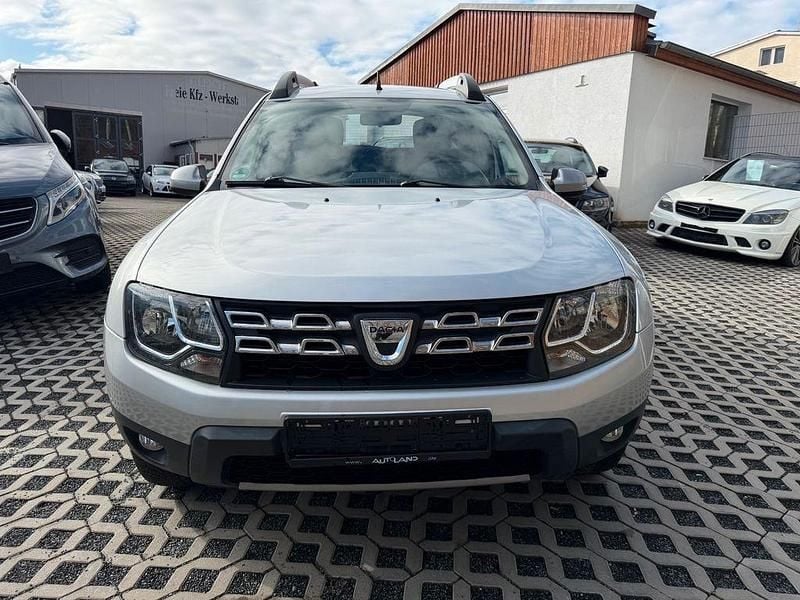 Gebraucht Dacia Duster Prestige 114 PS (83 kW) 2016 Grau SUV