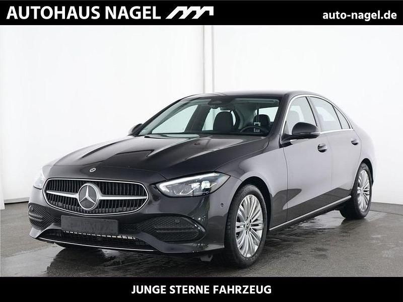 Lack graphitgrau (metallic) Gebraucht 2024 Mercedes C180 Avantgarde Limousine | 39.900 € (Etwas zu teuer) - Bild 1/4