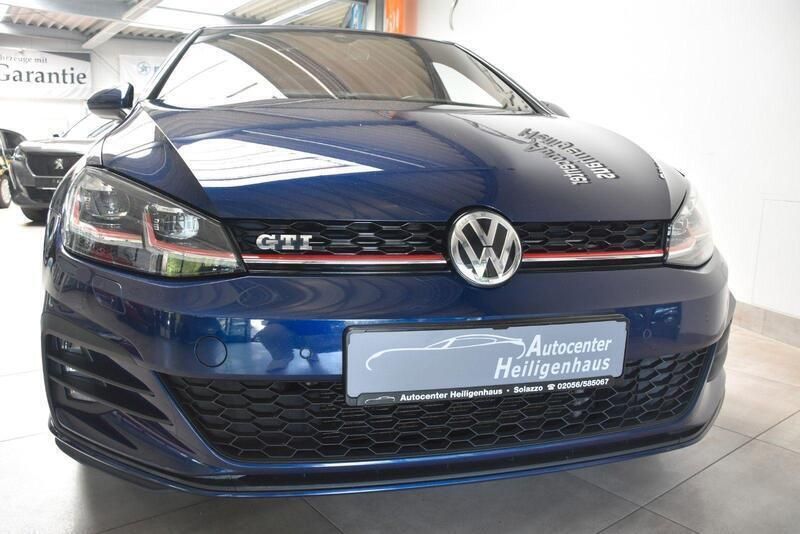 Blau Gebraucht 2017 VW Golf VII GTI Limousine | 15.980 € (Guter Preis) - Bild 1/4