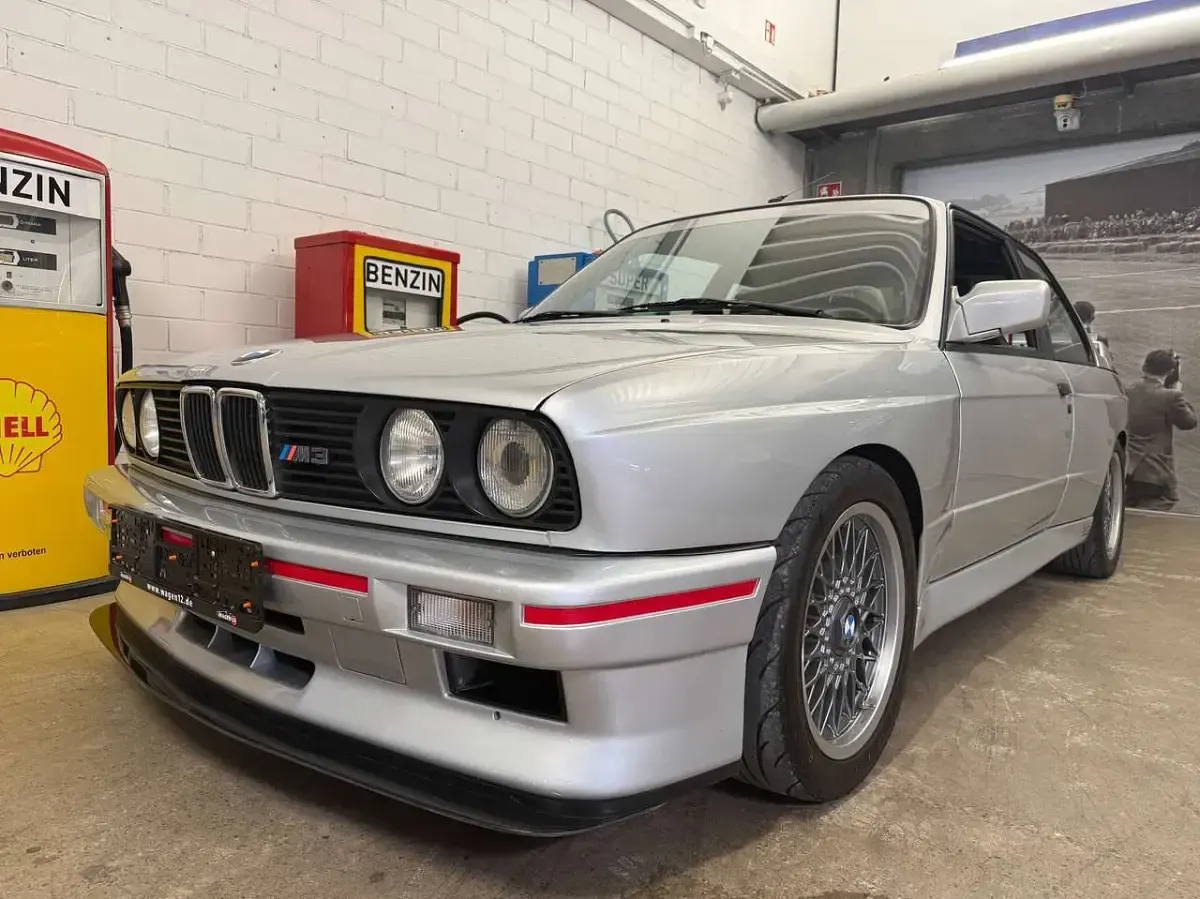 Brugt BMW M3 269 HK (197 kW) 1988 Sølv Coupe