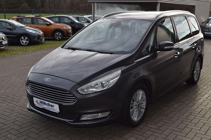 Gebraucht Ford Galaxy 150 PS (110 kW) 2018 Grau Van / Kleinbus