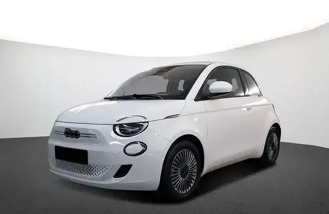 Gebraucht Fiat 500e 86 kW (118 PS) 2024 Colore esterno (arktis weiß) Coupé