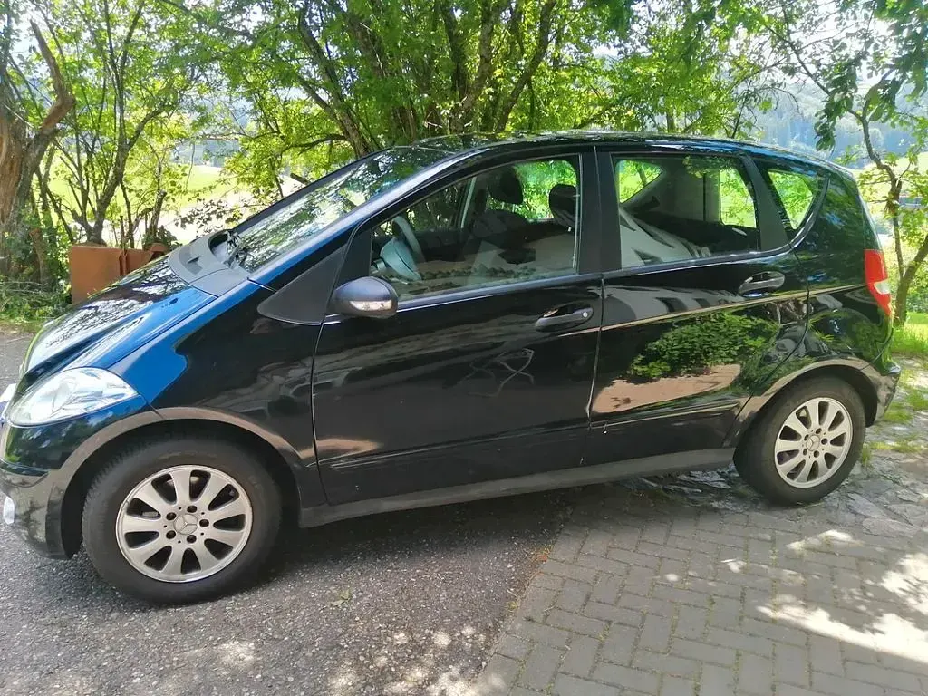 Gebraucht Mercedes A150 Classic 95 PS (69 kW) 2006 Schwarz Van / Kleinbus