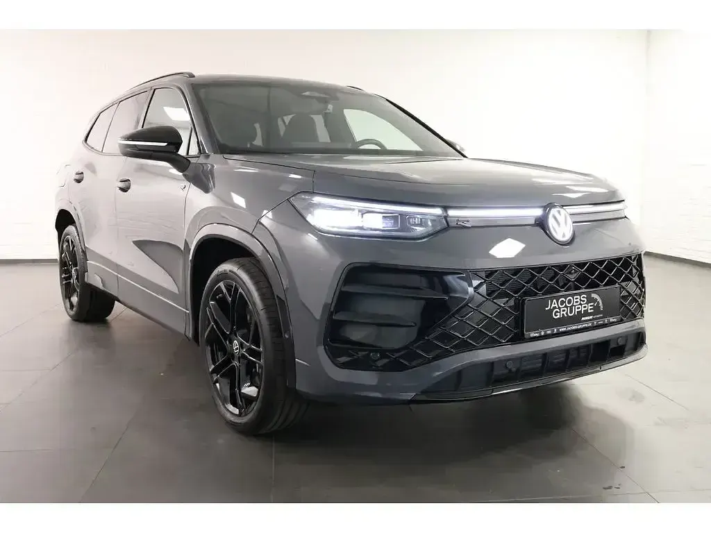 Gebraucht VW Tayron Style 142 PS (104 kW) 2025 Grau SUV