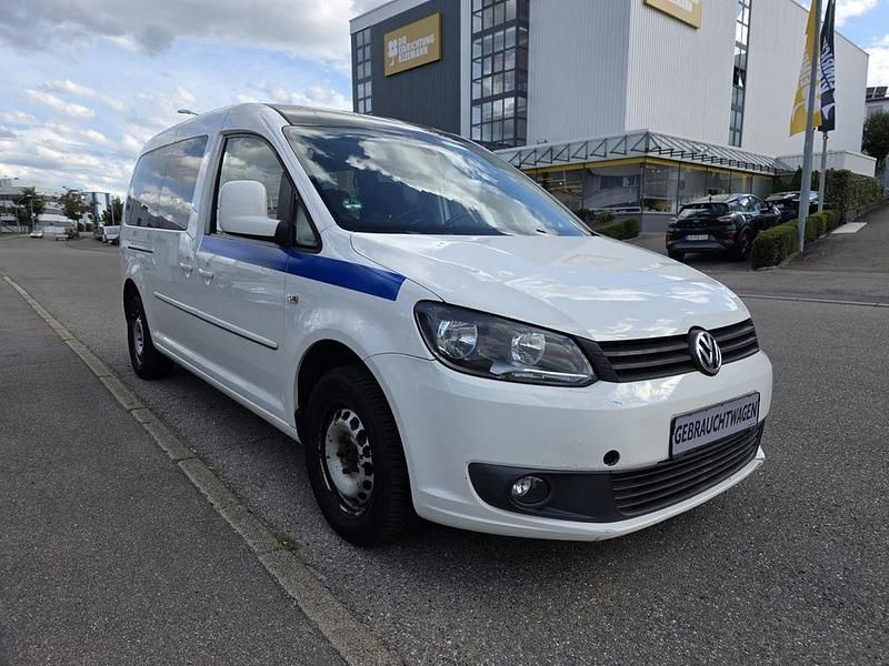 Weiß Gebraucht 2013 VW Caddy Maxi Comfortline Van / Kleinbus | 7.990 € (Teuer) - Bild 1/4