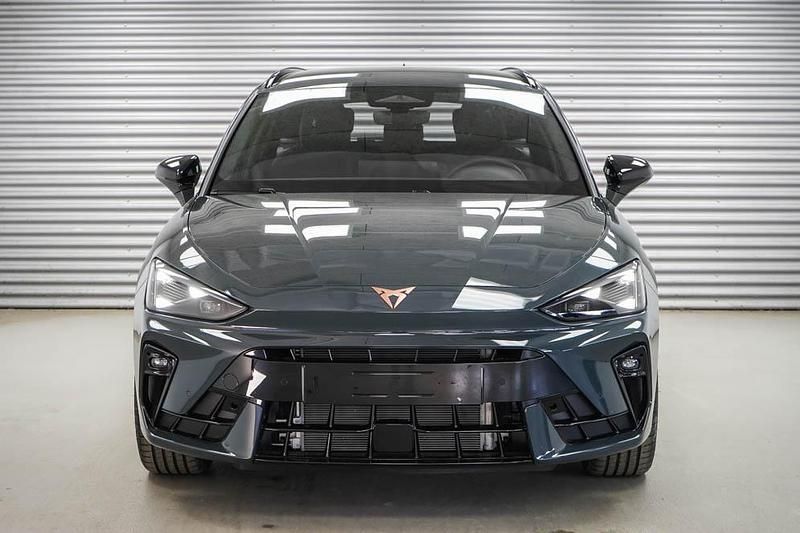 Nowe Cupra Leon 204 KM (150 kW) 2026 Niebieski