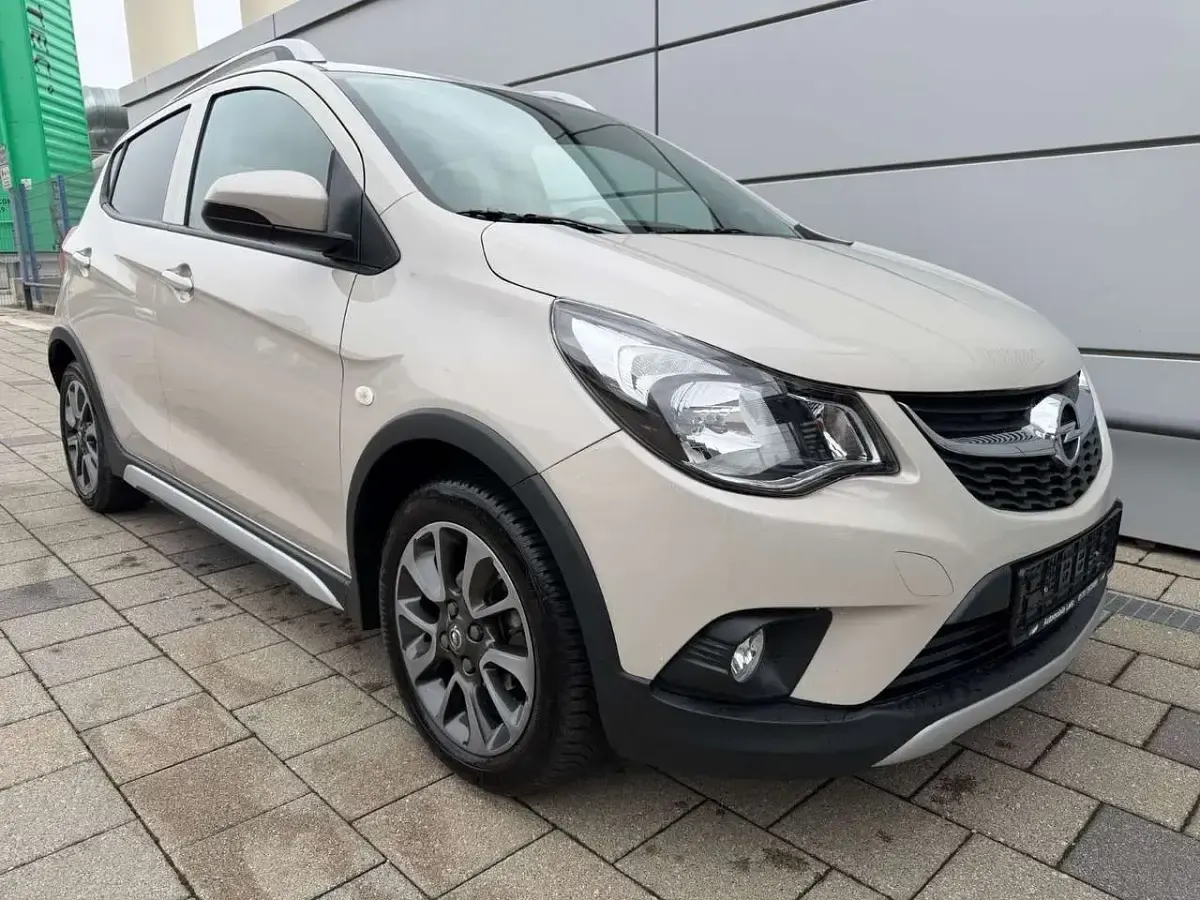 Gebraucht Opel Karl Rocks 75 PS (55 kW) 2017 Beige Kleinwagen