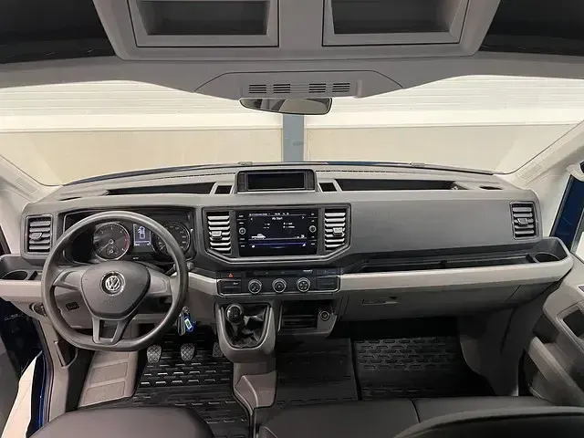 Gebraucht VW Crafter 140 PS (102 kW) 2022 Blau Van