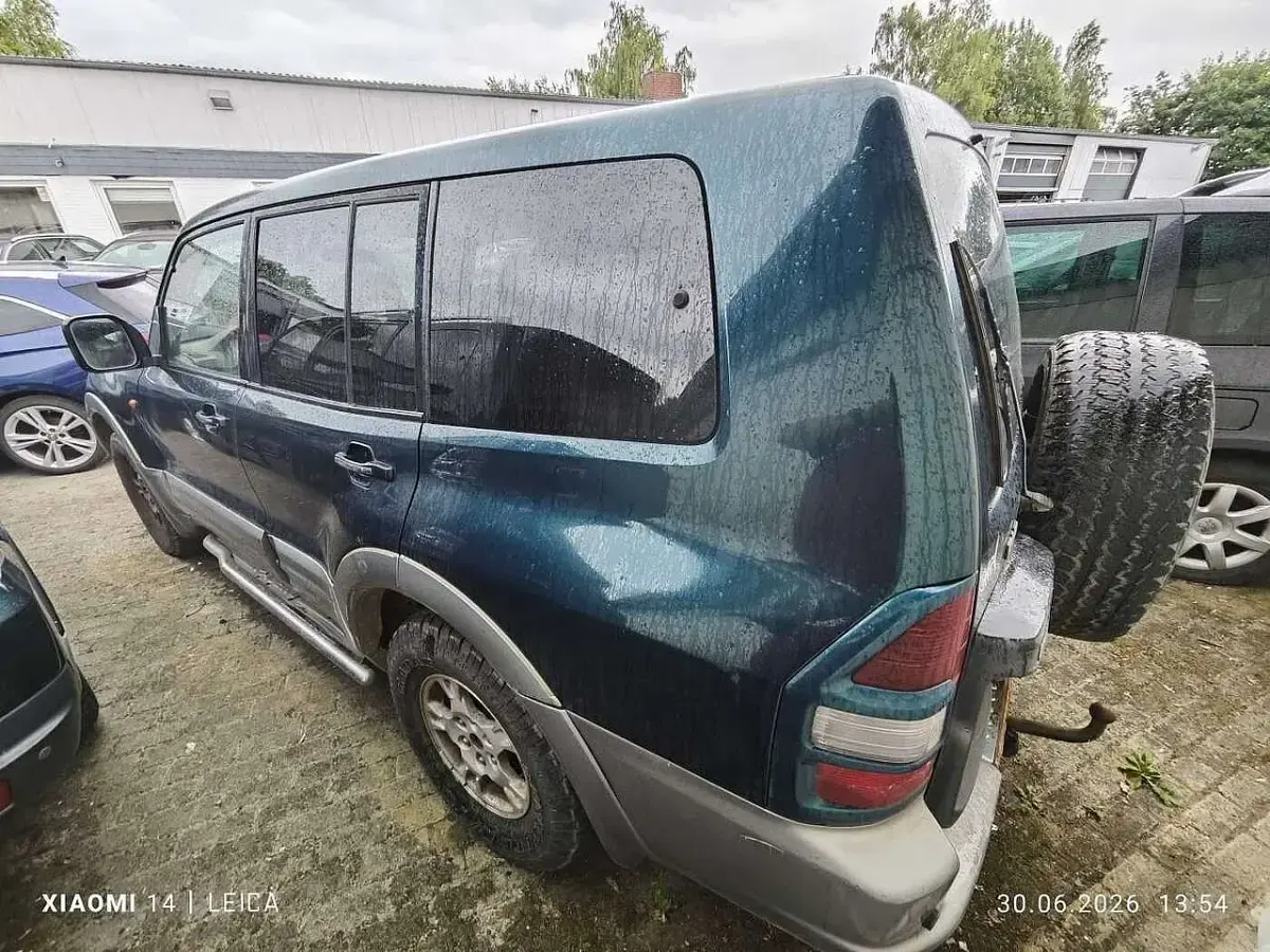 Gebraucht Mitsubishi Pajero 165 PS (121 kW) 2000 Grün SUV