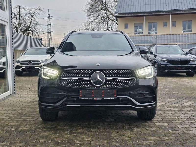 Gebraucht Mercedes GLC300 AMG 265 PS (194 kW) 2022 Schwarz SUV