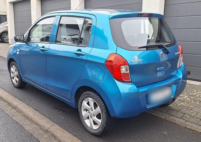 Gebraucht Suzuki Celerio 68 PS (50 kW) 2015 Blau Kleinwagen