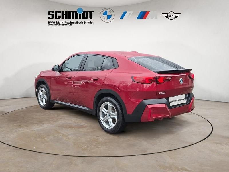 Gebraucht BMW X2 Shadowline 170 PS (125 kW) 2025 (rot)  fire red SUV