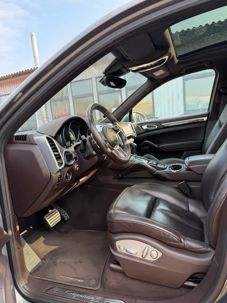 Gebraucht Porsche Cayenne Chrono 385 PS (283 kW) 2016 Silber SUV