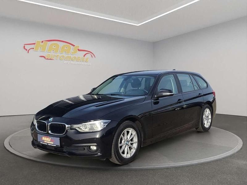 Schwarz Gebraucht 2016 BMW 320 Advantage Kombi | 9.900 € (Guter Preis) - Bild 1/4