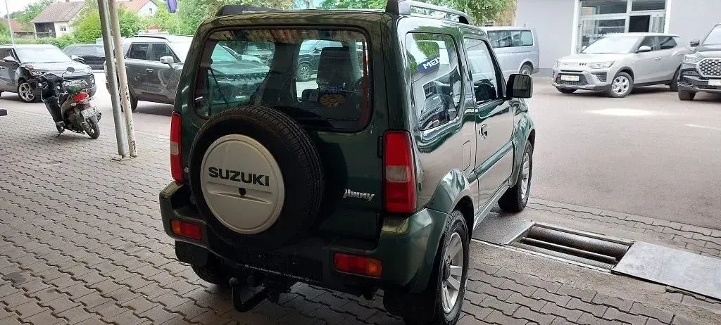Gebraucht Suzuki Jimny Comfort 86 PS (63 kW) 2013 Grün SUV
