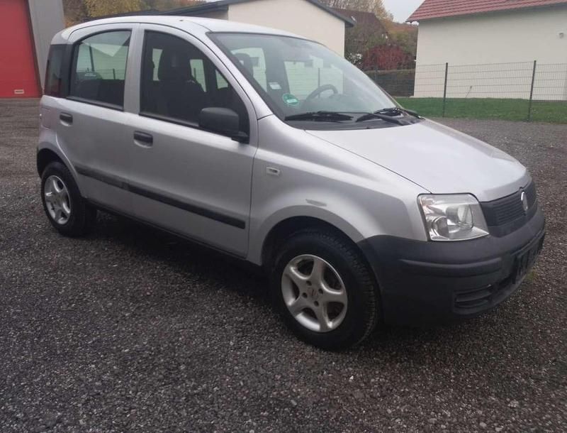Silber met. Gebraucht 2007 Fiat Panda Active Kleinwagen | 2.199 € (Fairer Preis) - Bild 1/4