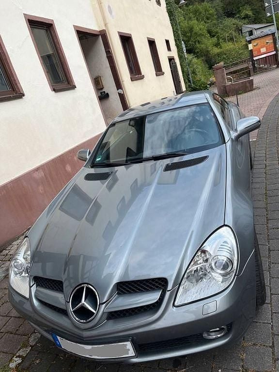 Gebraucht Mercedes SLK300 231 PS (169 kW) 2009 Silber Cabrio