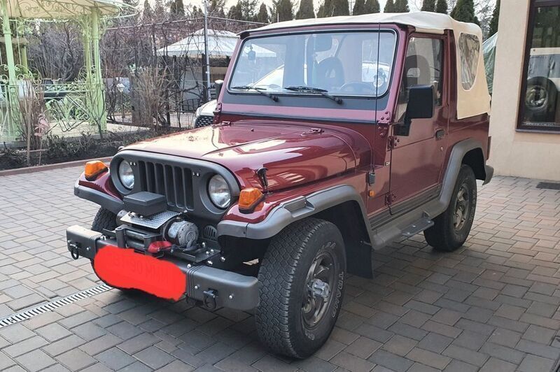 Rot Gebraucht 1996 Asia Motors Rocsta SUV | 10.500 € - Bild 1/4